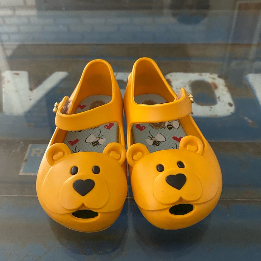 Mini Melissa size 5 toddler shoes